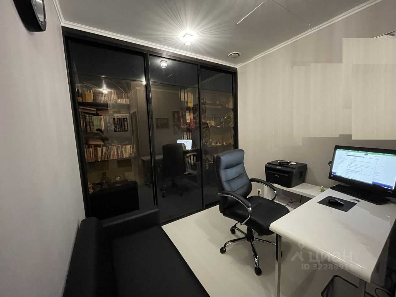 4-комнатная квартира, 112 м² — фотография 2