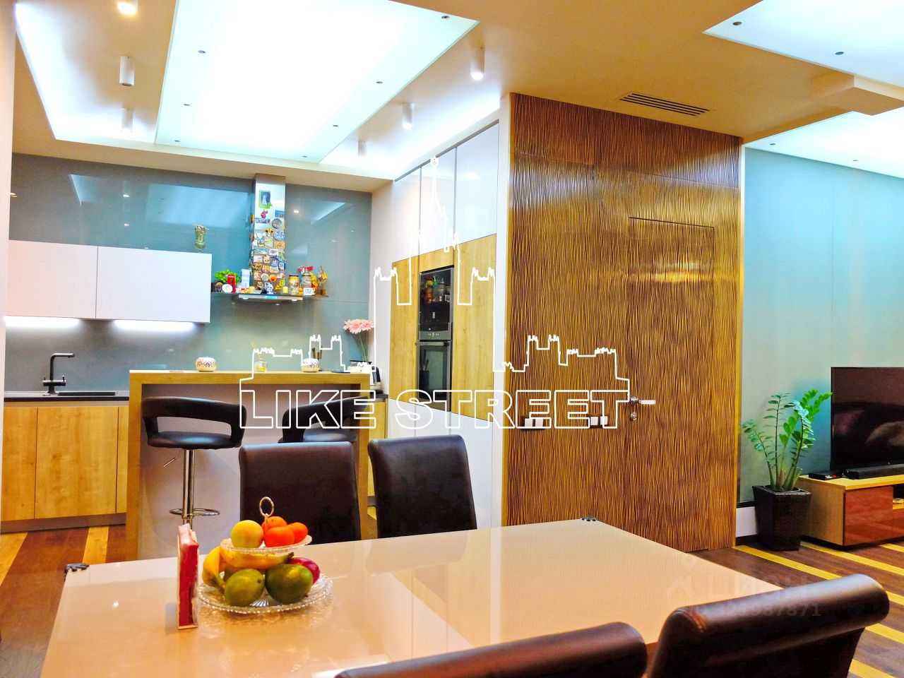 3-комнатная квартира, 110 м² — фотография 2