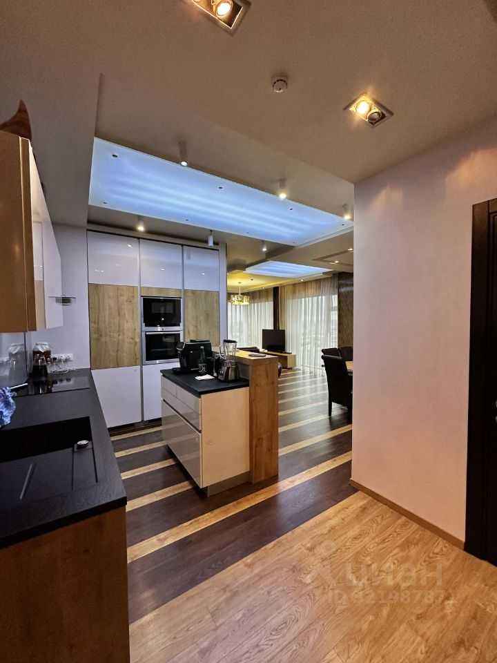 3-комнатная квартира, 110 м² — фотография 3