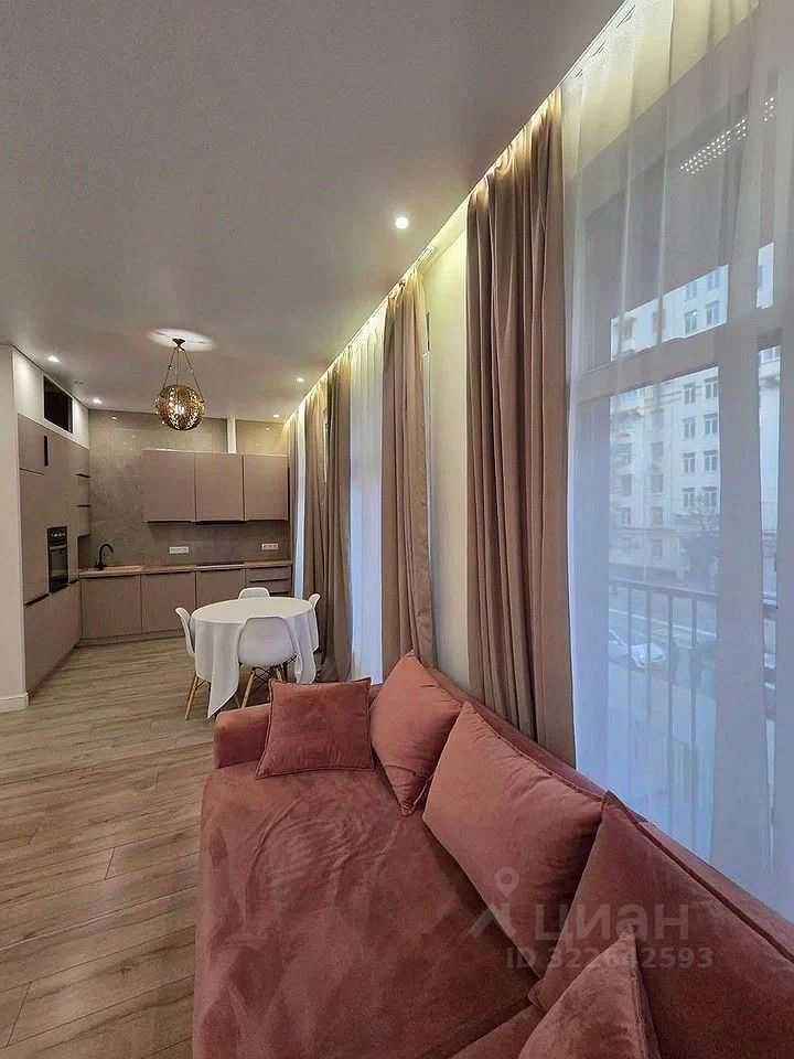 3-комнатная квартира, 72 м² — фотография 3