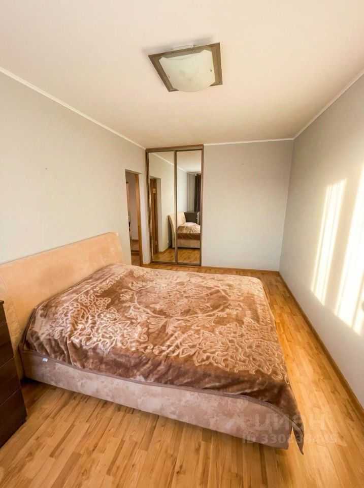 2-комнатная квартира, 67 м² — фотография 2