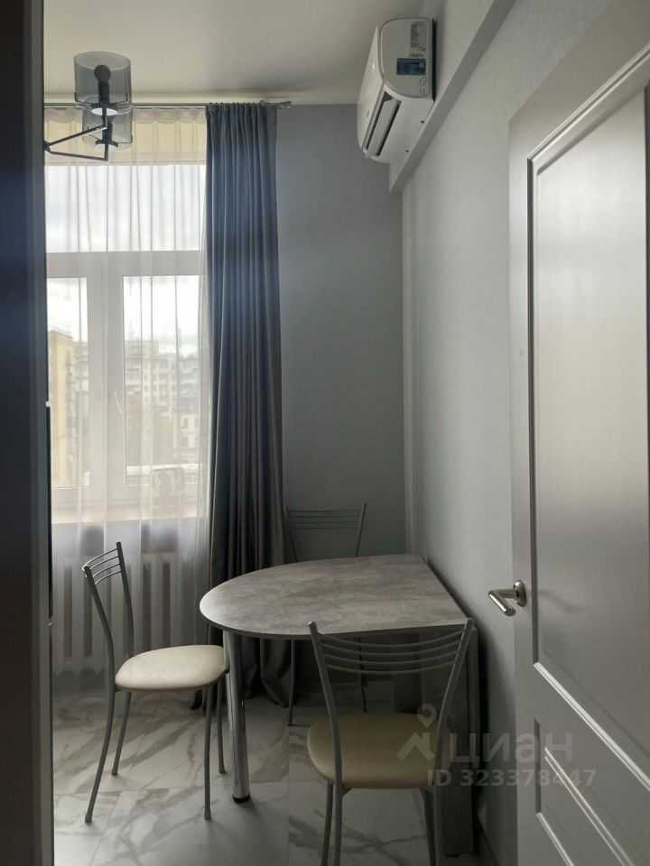 2-комнатная квартира, 62 м² — фотография 3