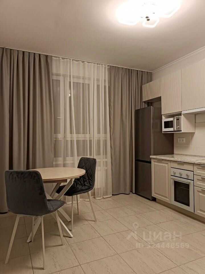 1-комнатная квартира, 40 м² — фотография 3