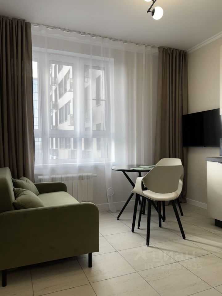 1-комнатная квартира, 42 м² — фотография 2