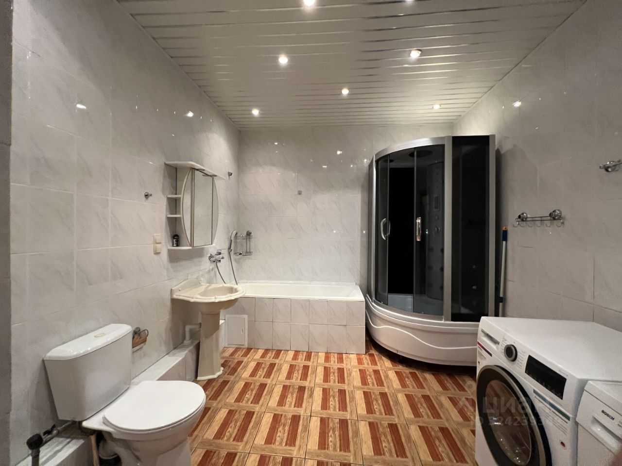 2-комнатная квартира, 85 м² — фотография 3