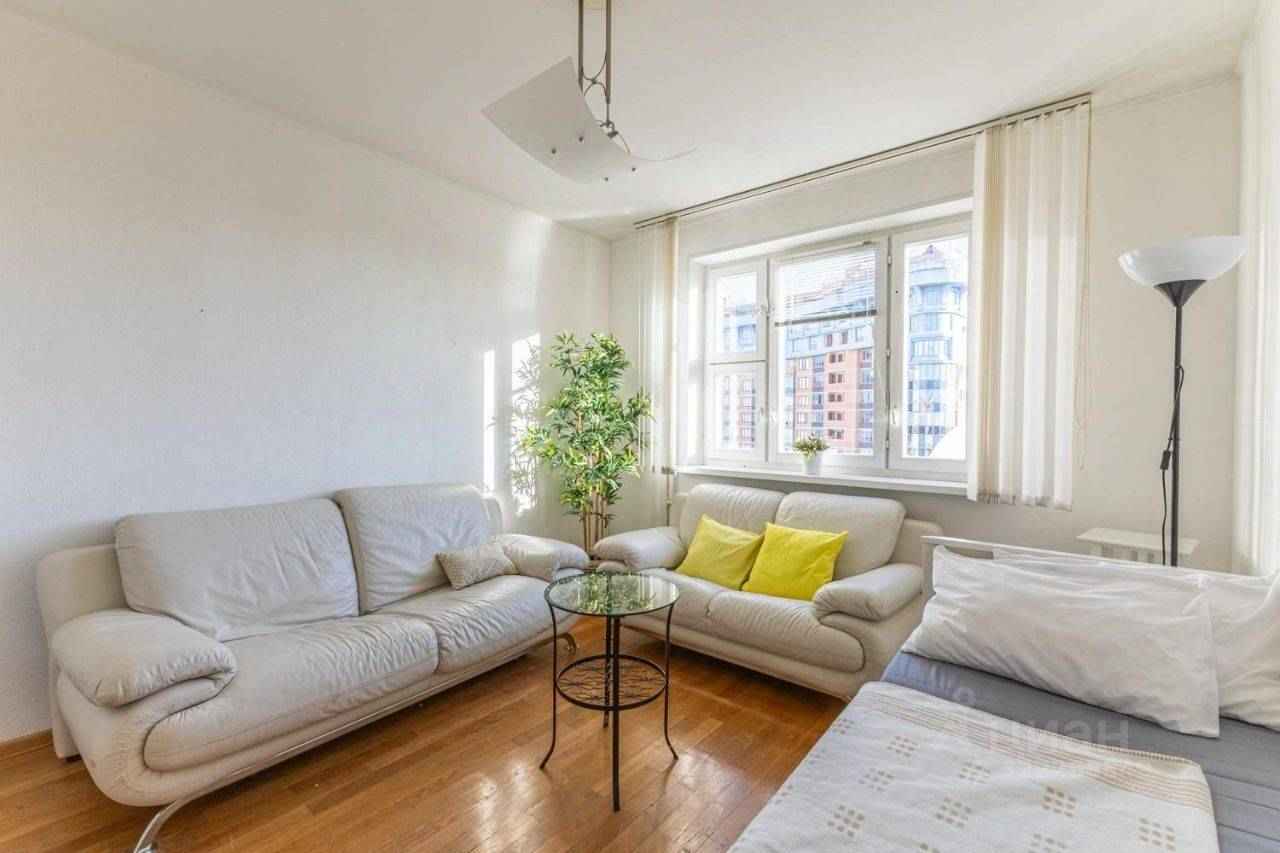 2-комнатная квартира, 55 м² — фотография 3