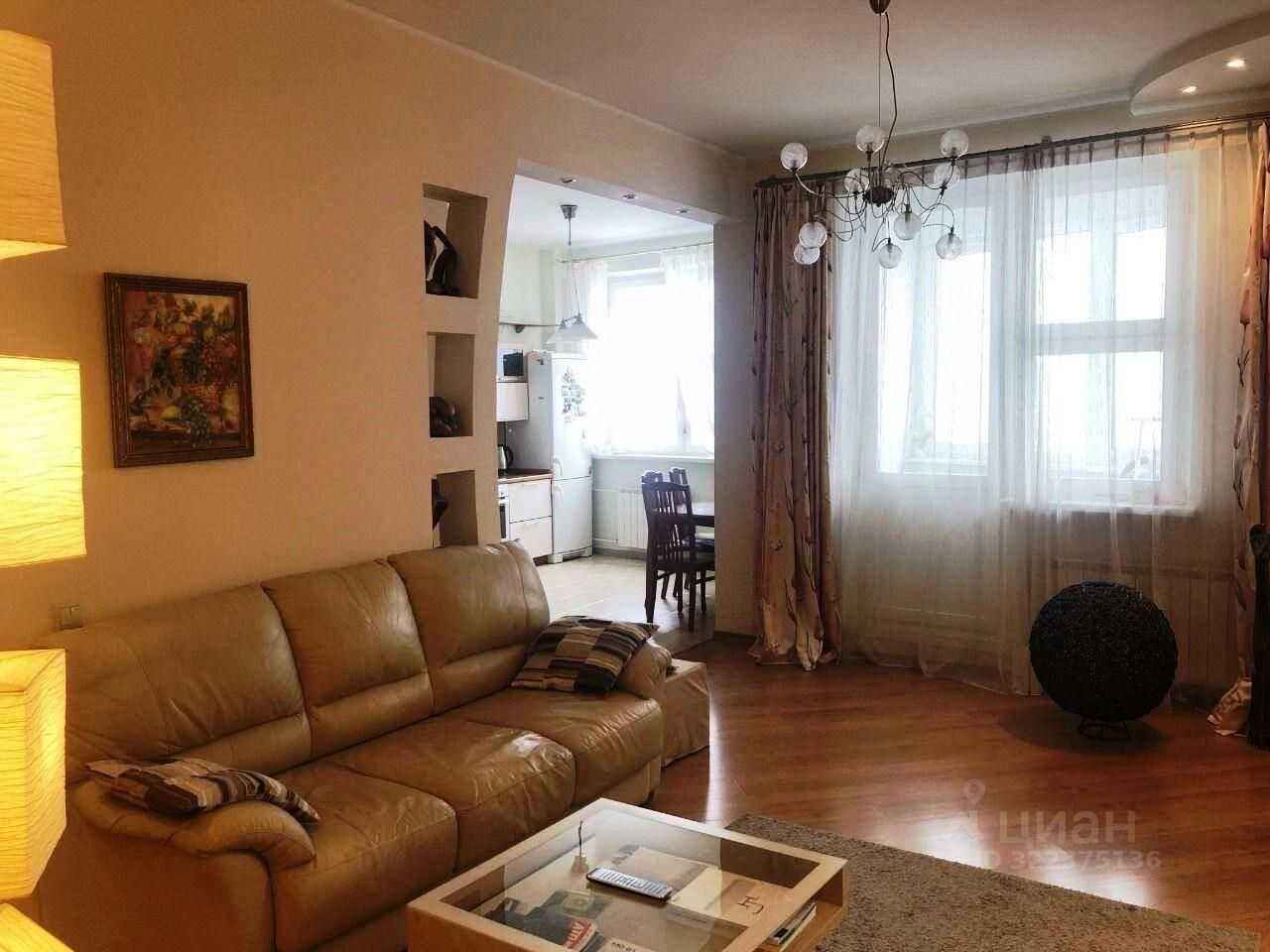 2-комнатная квартира, 72 м² — фотография 3