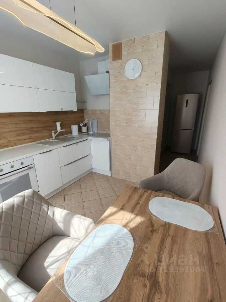 1-комнатная квартира, 38 м² — фотография 2