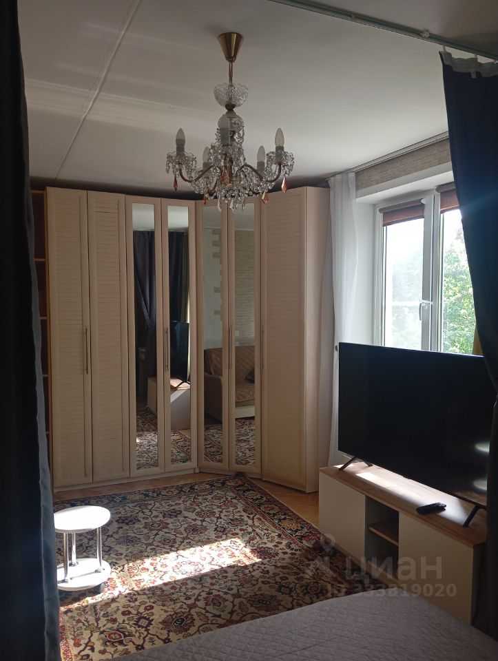 1-комнатная квартира, 35 м² — фотография 2