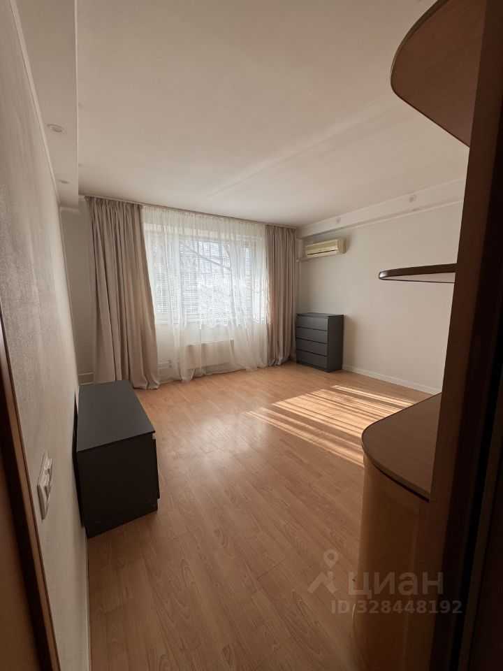 1-комнатная квартира, 38 м² — фотография 3
