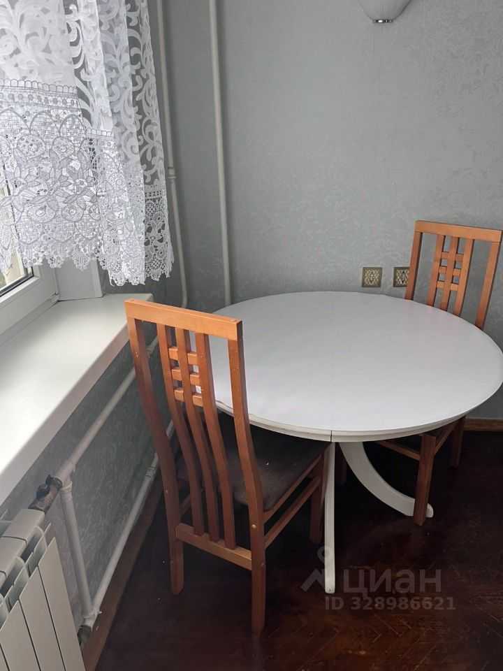 2-комнатная квартира, 58 м² — фотография 2