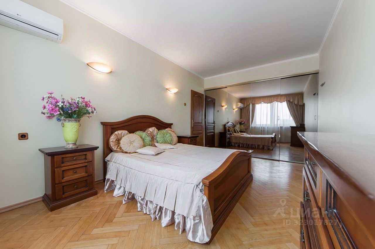 4-комнатная квартира, 101 м² — фотография 2