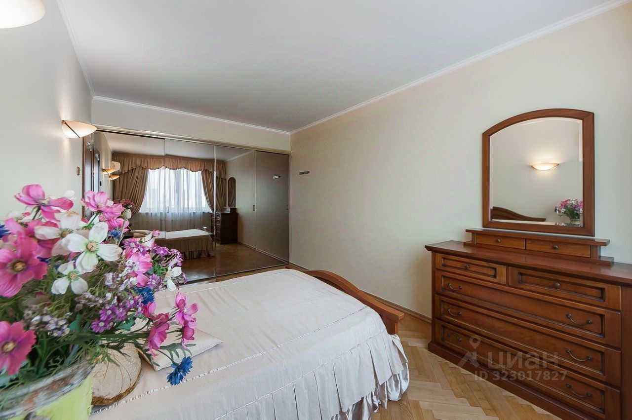 4-комнатная квартира, 101 м² — фотография 3