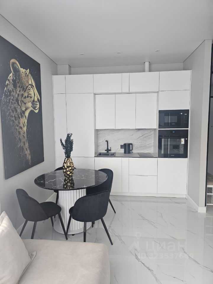 1-комнатная квартира, 37 м² — фотография 2
