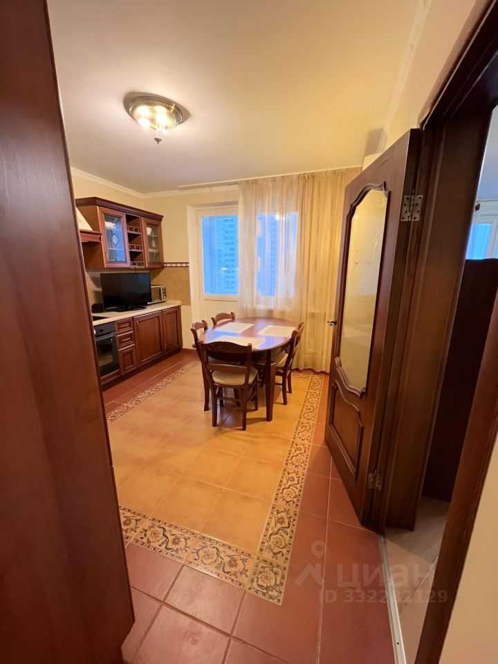2-комнатная квартира, 73 м² — фотография 3
