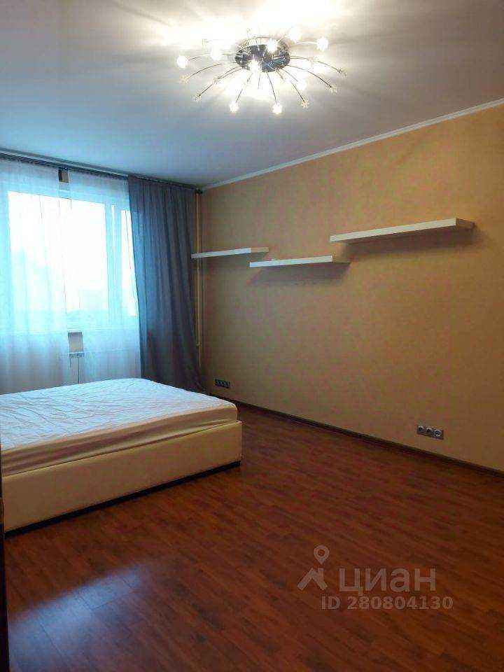 1-комнатная квартира, 38 м² — фотография 2
