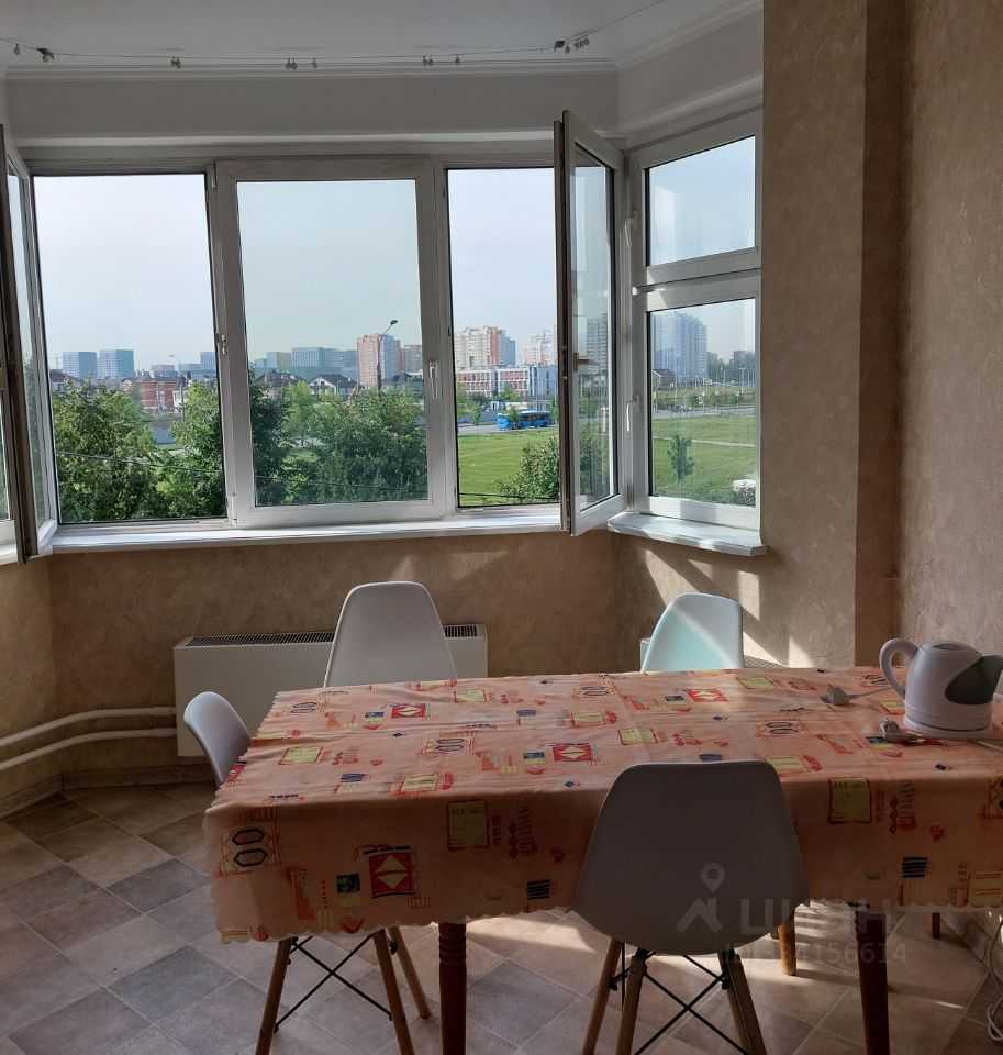 3-комнатная квартира, 80 м² — фотография 2
