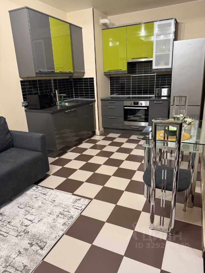 2-комнатная квартира, 67,8 м² — фотография 2