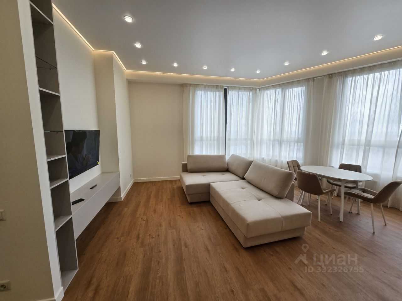 2-комнатная квартира, 60,7 м² — фотография 2