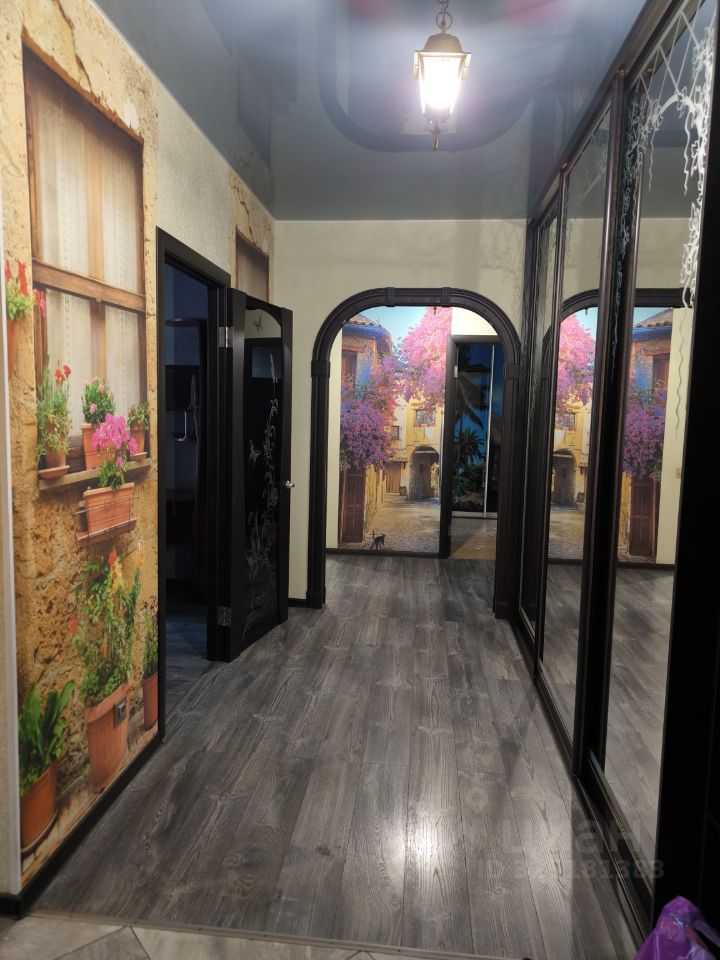 4-комнатная квартира, 104 м² — фотография 2