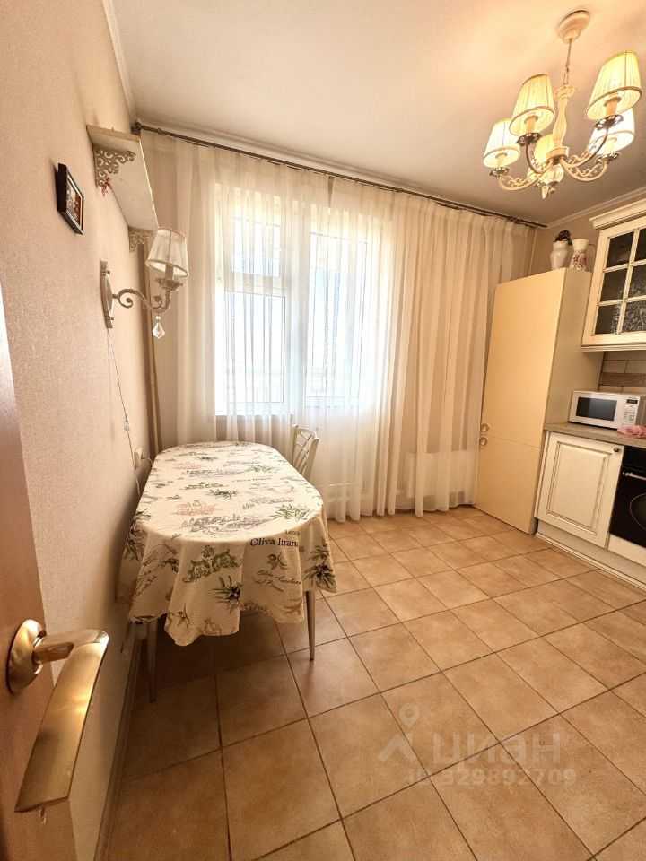 2-комнатная квартира, 61 м² — фотография 3