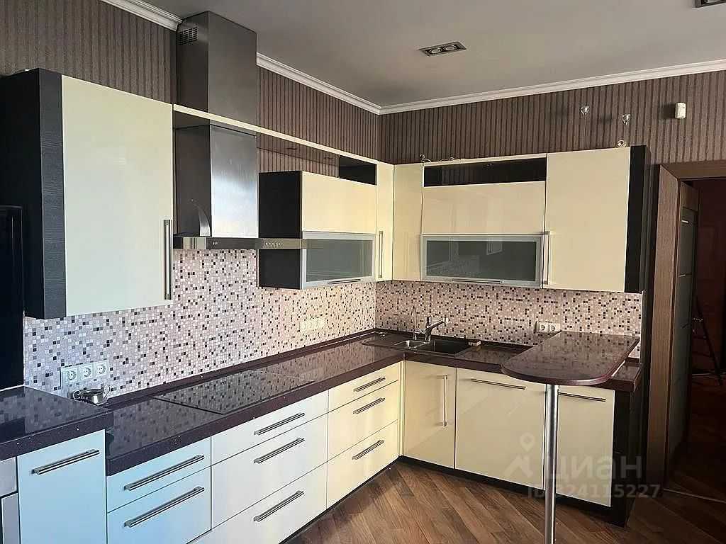 4-комнатная квартира, 110 м²