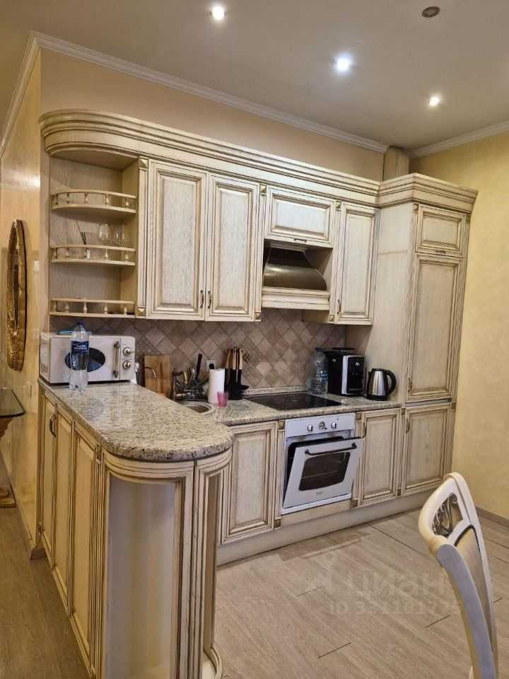 2-комнатная квартира, 71 м² — фотография 3