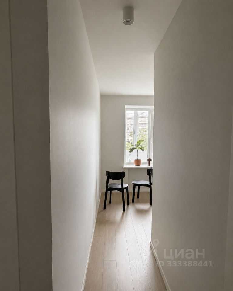 1-комнатная квартира, 42 м² — фотография 3