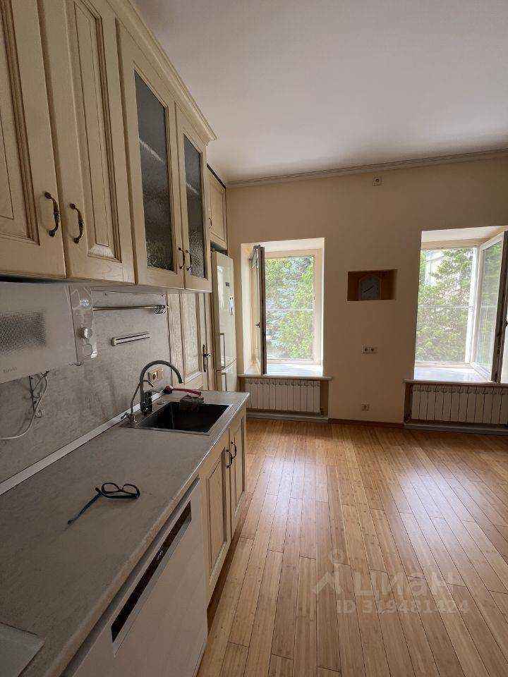 3-комнатная квартира, 65 м² — фотография 2
