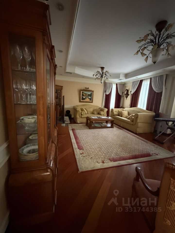 4-комнатная квартира, 184,9 м² — фотография 3