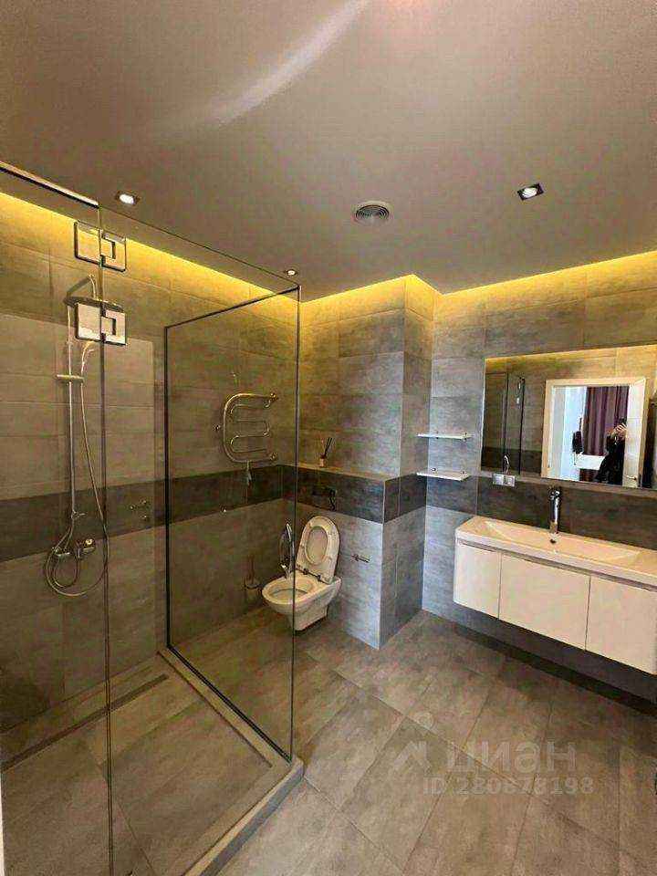 4-комнатная квартира, 140 м² — фотография 3