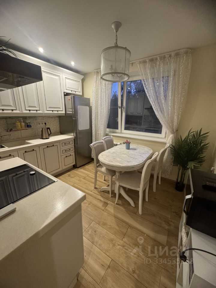 3-комнатная квартира, 80 м² — фотография 3