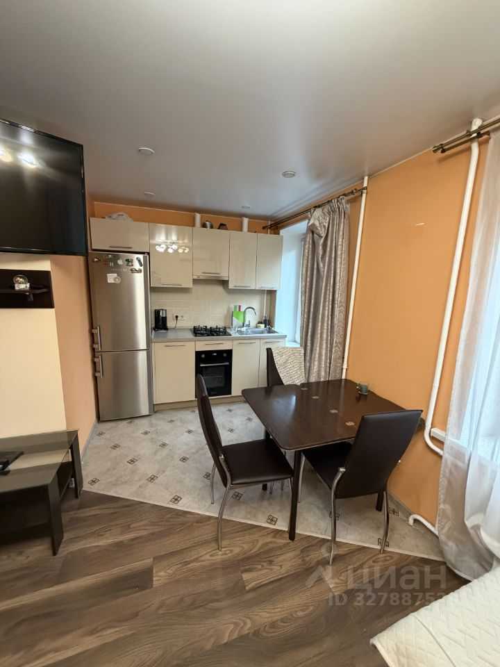 2-комнатная квартира, 42 м² — фотография 2