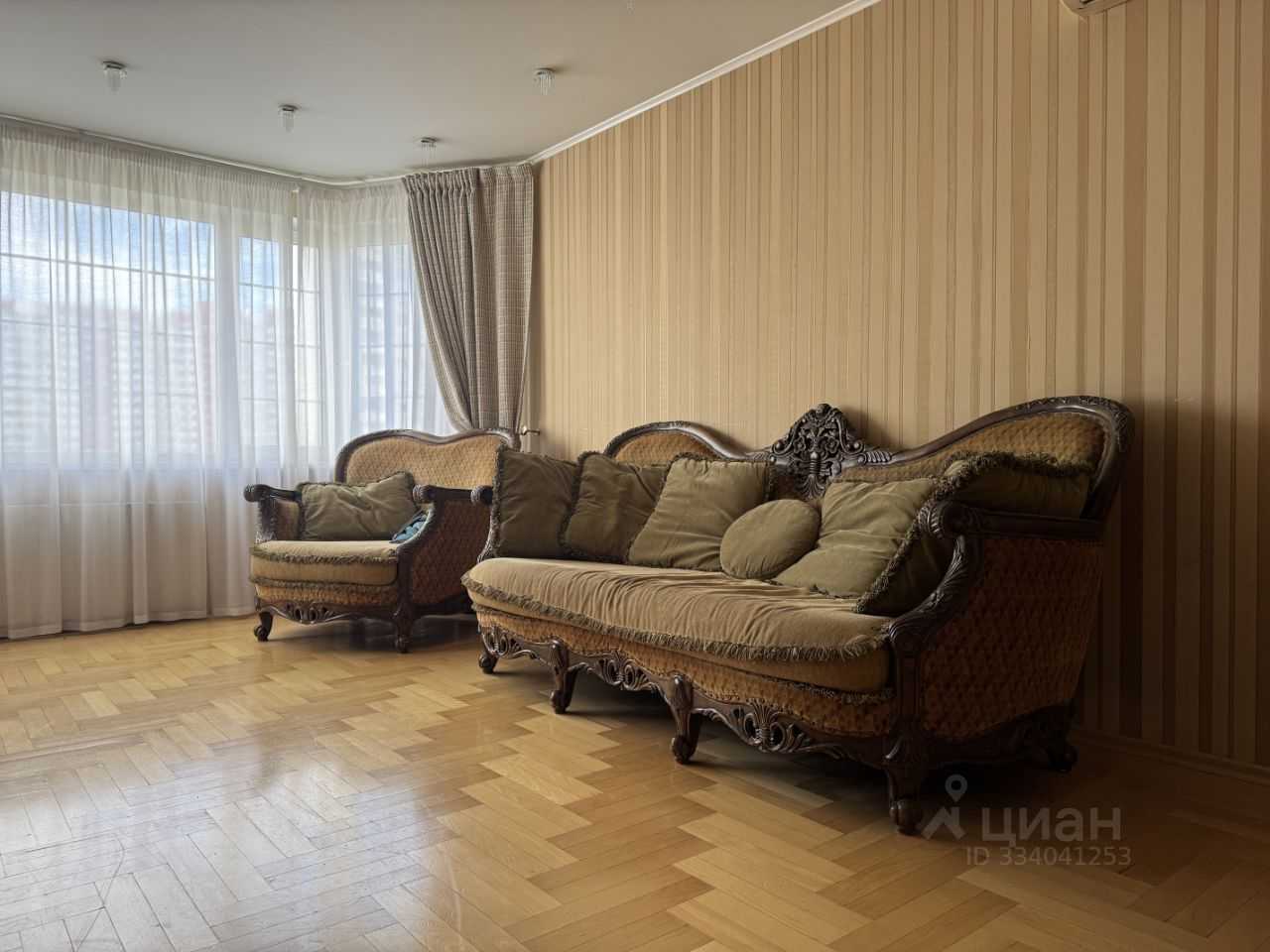 4-комнатная квартира, 110 м² — фотография 3