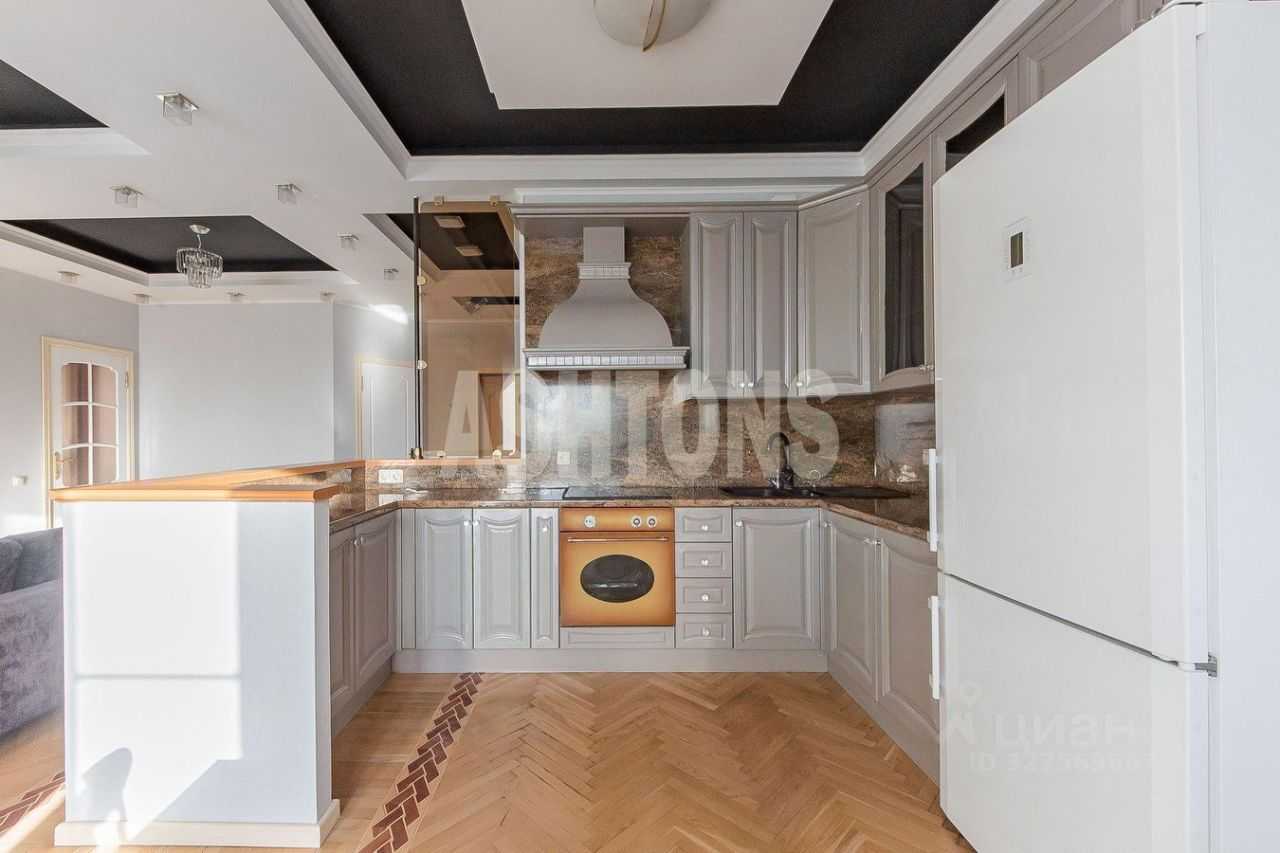 4-комнатная квартира, 154 м² — фотография 3