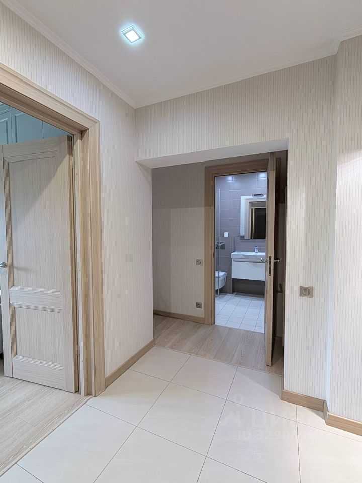 1-комнатная квартира, 47 м² — фотография 3