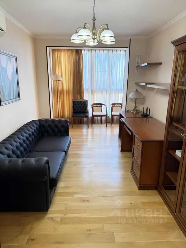 4-комнатная квартира, 139 м² — фотография 3