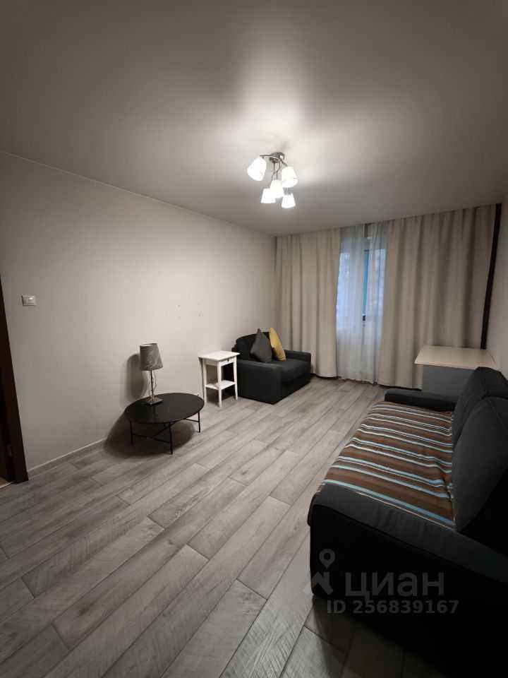 2-комнатная квартира, 54 м² — фотография 2
