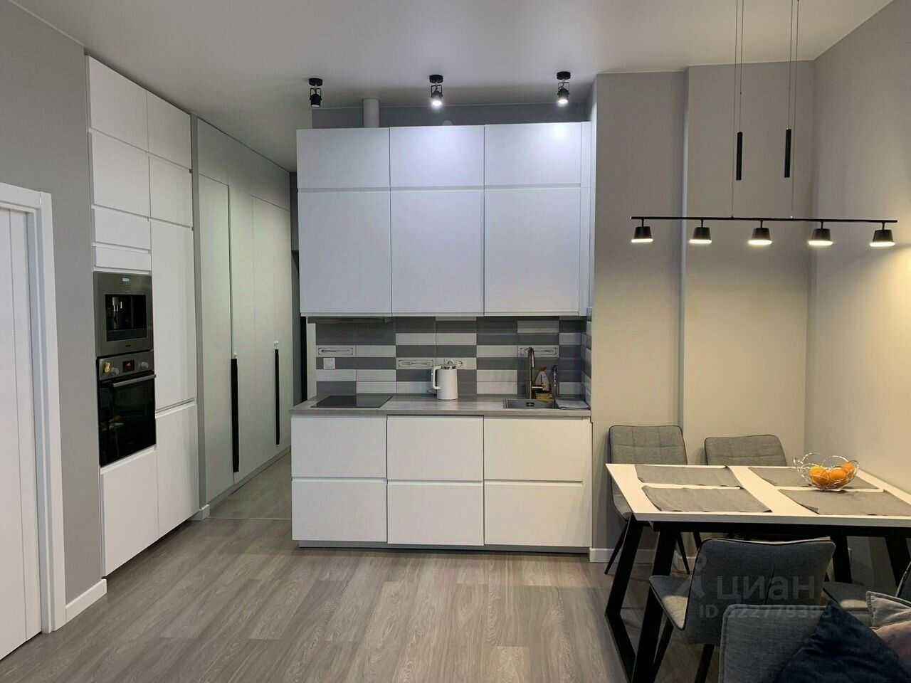 2-комнатная квартира, 53 м² — фотография 3