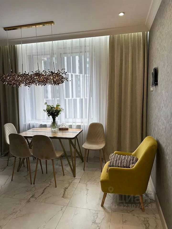 2-комнатная квартира, 55 м² — фотография 2