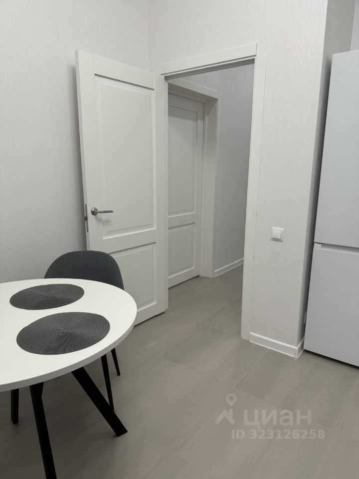 1-комнатная квартира, 39 м² — фотография 3