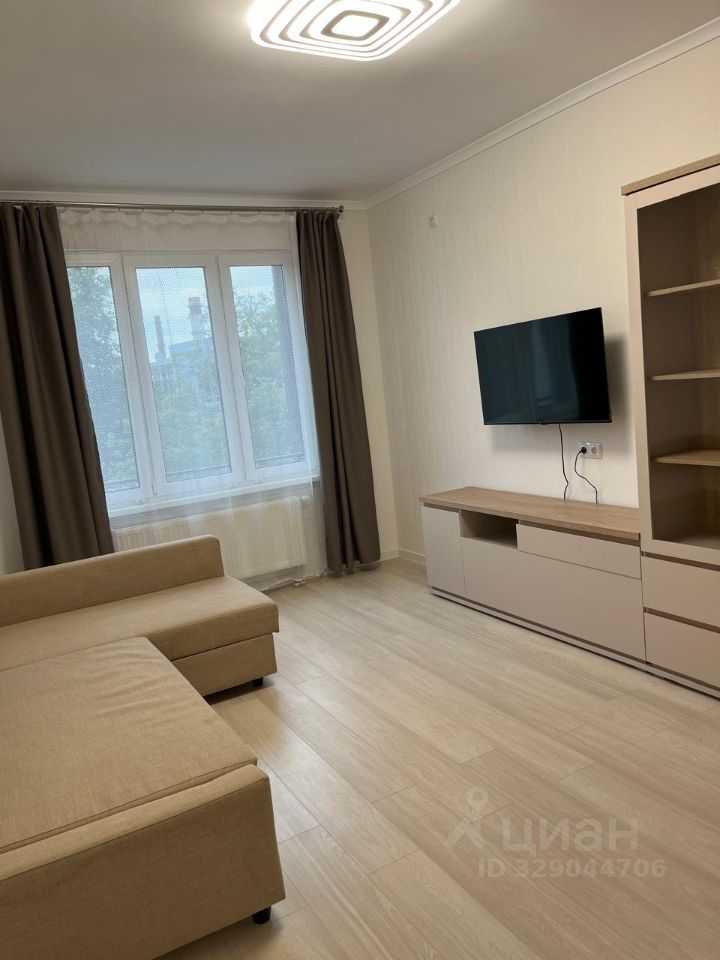 1-комнатная квартира, 38 м² — фотография 3