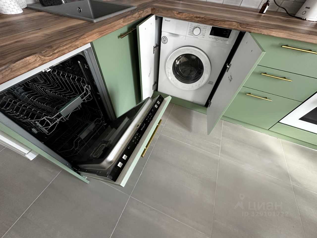 1-комнатная квартира, 35,9 м² — фотография 2