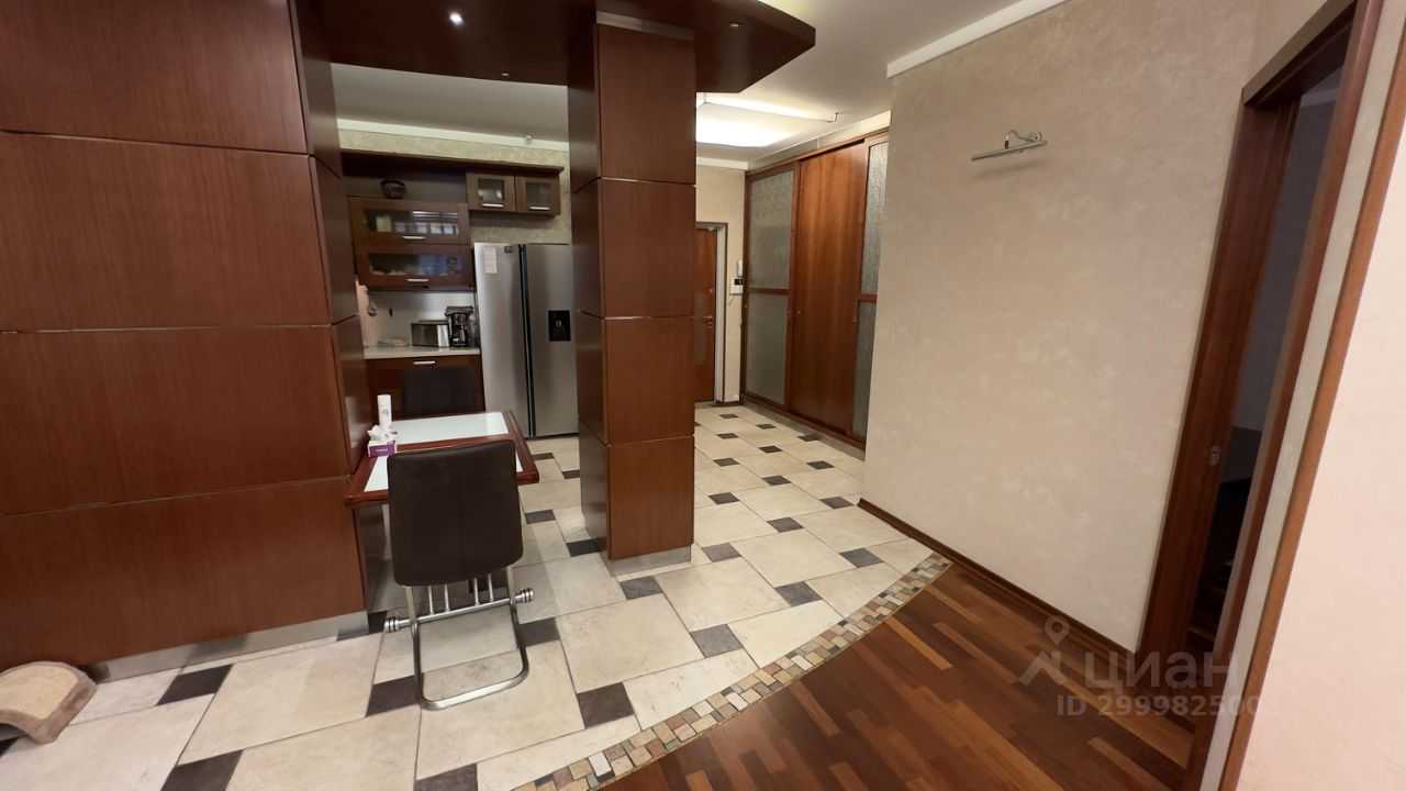 3-комнатная квартира, 112 м² — фотография 2