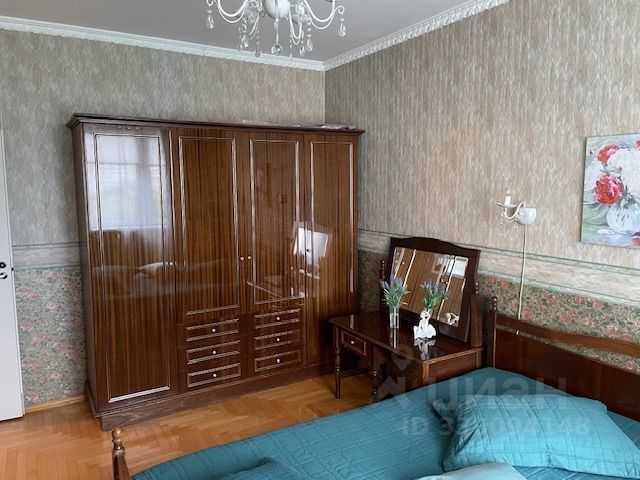 2-комнатная квартира, 56 м² — фотография 2