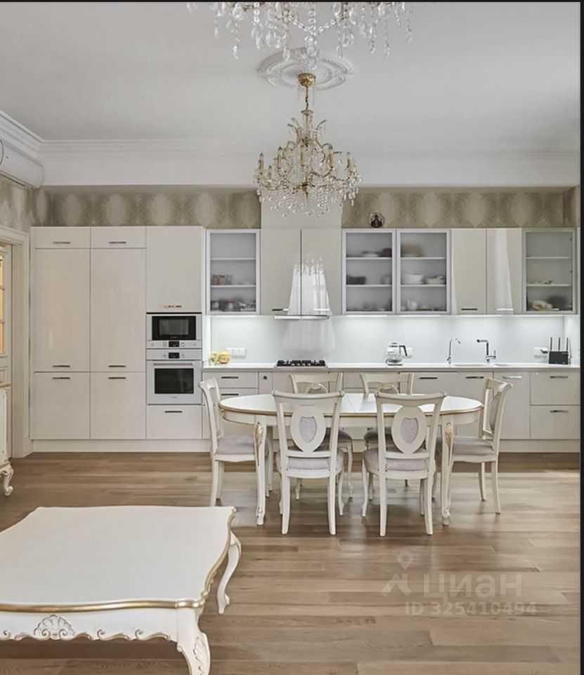 4-комнатная квартира, 133 м² — фотография 2