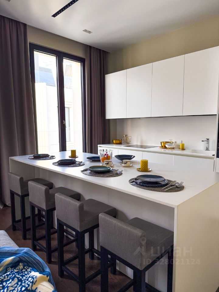 1-комнатная квартира, 132 м² — фотография 3