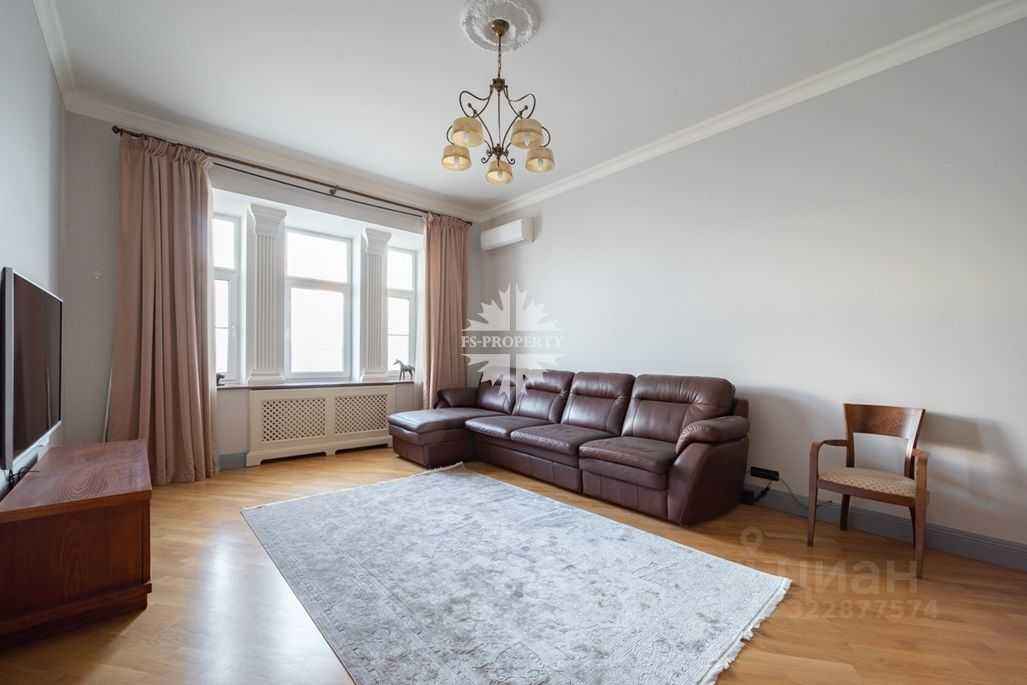 4-комнатная квартира, 112 м² — фотография 3