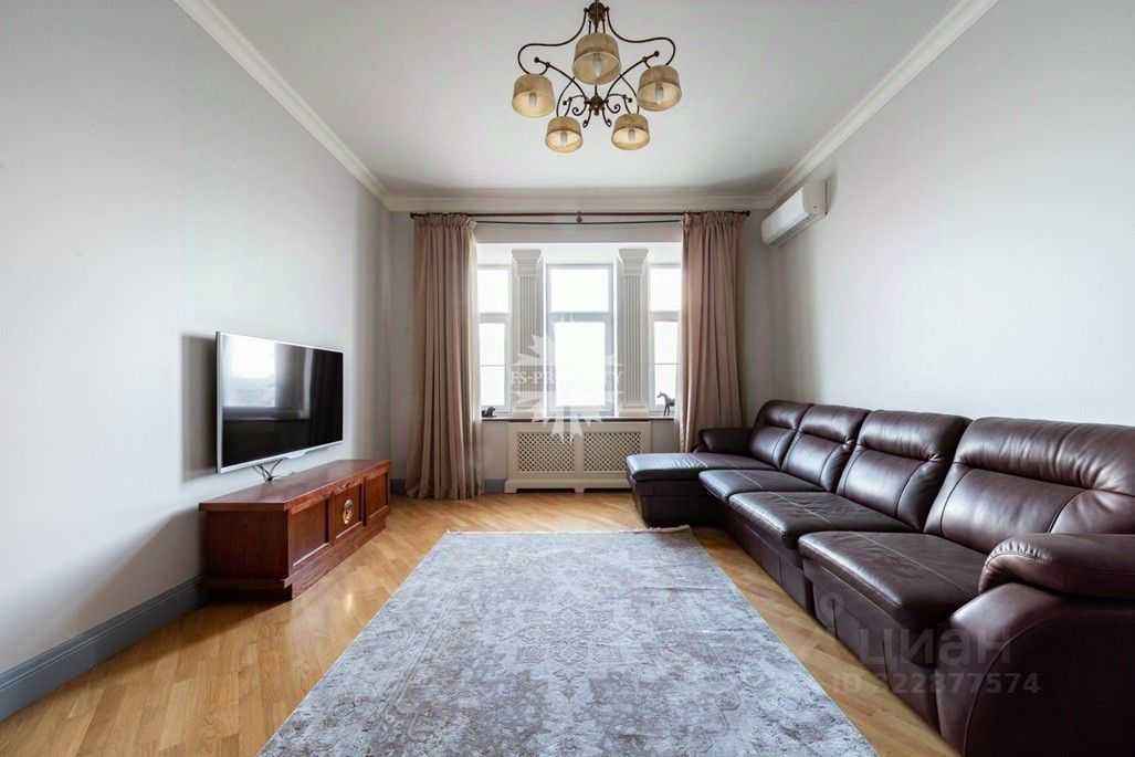 4-комнатная квартира, 112 м² — фотография 2