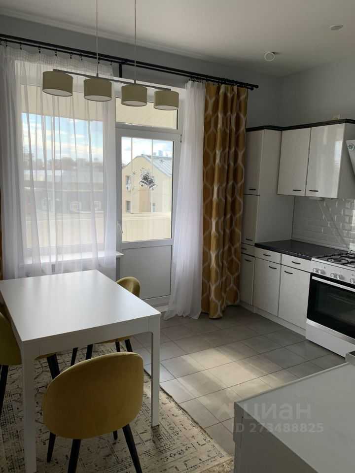 4-комнатная квартира, 102 м² — фотография 2
